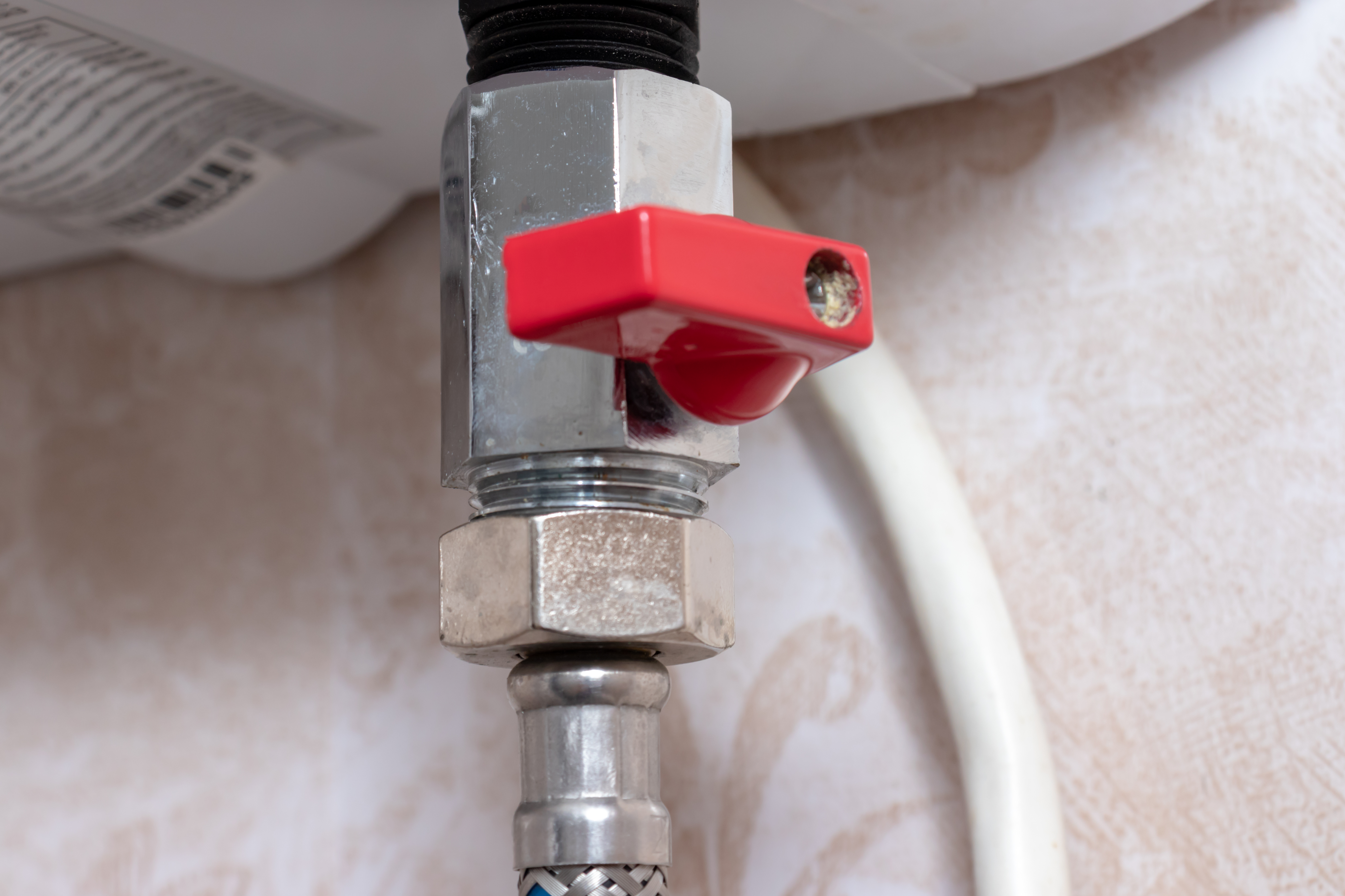 close the water valve